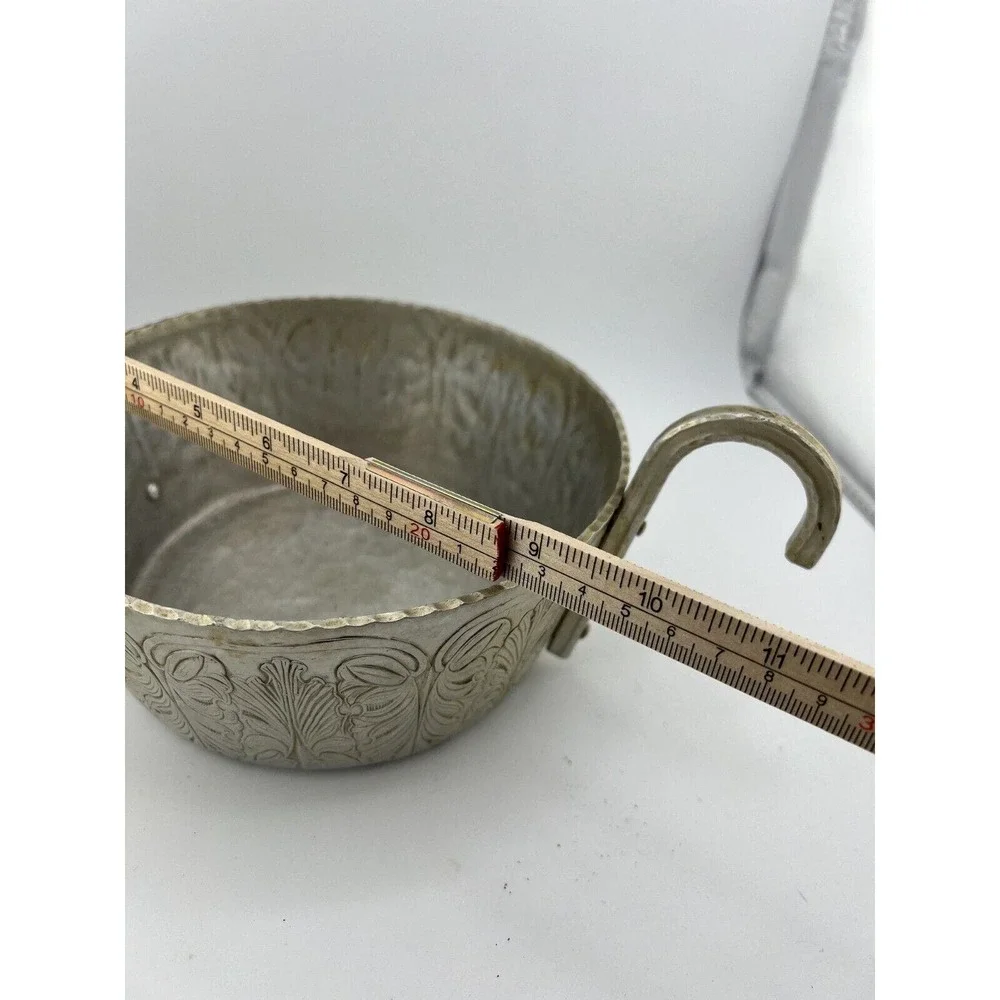 Vintage Trade Continental Hand Wrought Silver Sawtooth Edge Twin Handled‎ Bowl